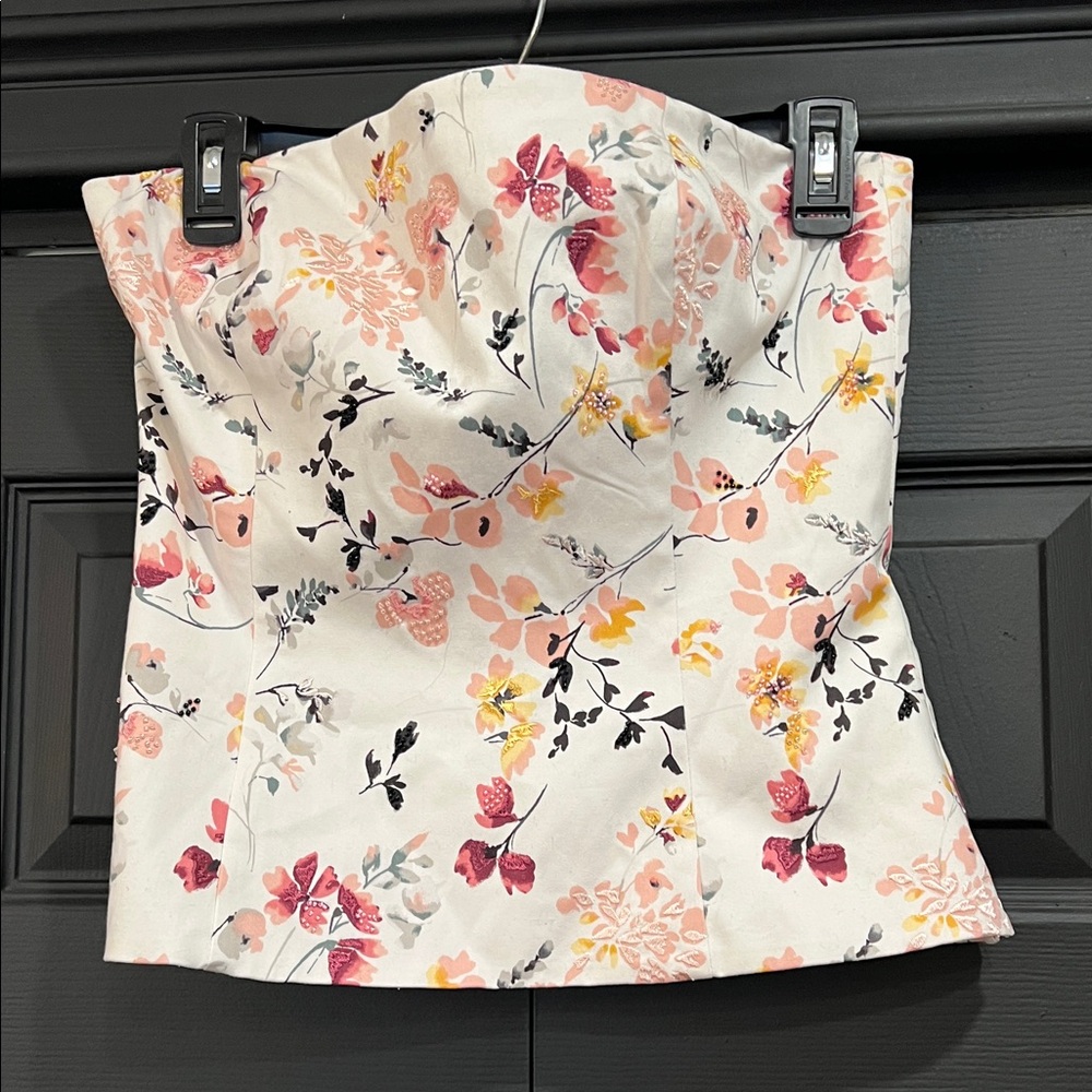 White House Black Market Strapless Floral Top